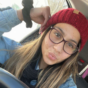 Meet your Posher, Hannah